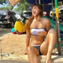 इस Ex Bigg Boss कंटेस्टेंट की बोल्डनेस ने तोड़ी इंटरनेट की हदें, देखें तस्वीरें