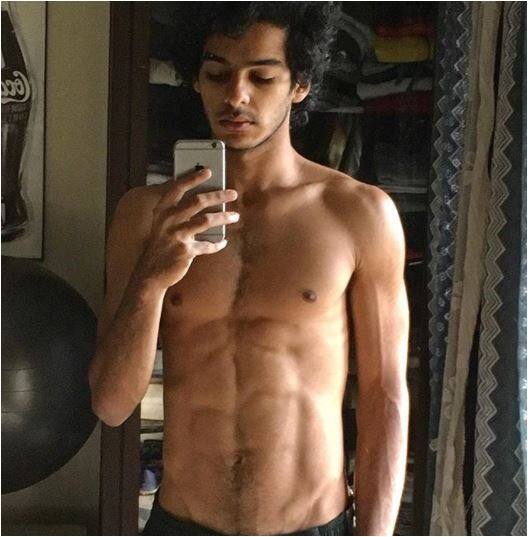 बॉलीवुड अभिनेता शाहिद कपूर के भाई ईशान खट्टर ने अपनी पहली फिल्म 'बियॉन्ड द क्लाउड्स' के लिए आठ किलो वजन कम किया है.