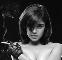 बॉलीवुड और तमिल अदाकाराओं के आग लगा देने वाले फोटोशूट, जो बना देंगे आपको अपना दीवाना