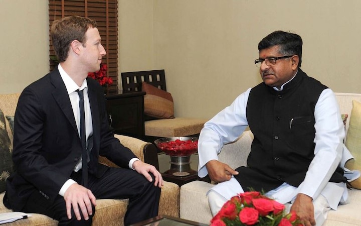 फेसबुक डेटा चोरी: मार्क जकरबर्ग को नोटिस जारी कर सकती है भारत सरकार Facebook data leak Modi government to send notice to Mark Zuckerberg फेसबुक डेटा चोरी: मार्क जकरबर्ग को नोटिस जारी कर सकती है भारत सरकार