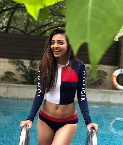  हाल में राधिका ने ट्रोलर्स की खबर लेने के लिए कुछ दिनों पहले ही बिकीनी में अपने इंस्टा पर तस्वीरें शेयर की थी. 