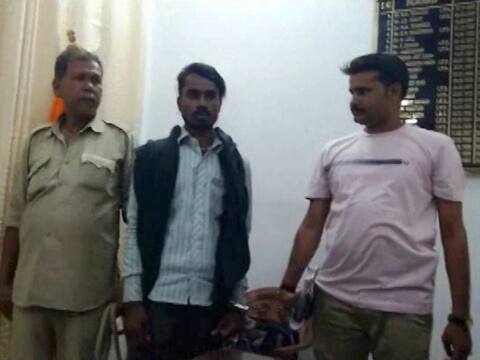 दो लड़कियों के कातिल को पुलिस ने किया गिरफ्तार, इस कारण कर देता था हत्या दो लड़कियों के कातिल को पुलिस ने किया गिरफ्तार, इस कारण कर देता था हत्या