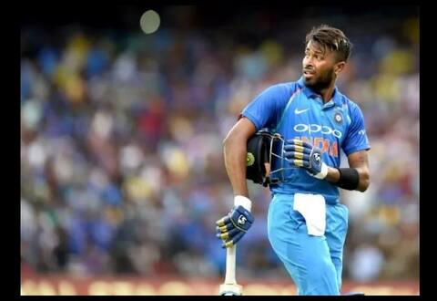 पांड्या ने आरोपों को खारिज किया, कहा फर्जी अकाउंट से किया गया ट्वीट पांड्या ने आरोपों को खारिज किया, कहा फर्जी अकाउंट से किया गया ट्वीट