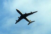 गुरूजी से जानिए क्या आपके जीवन में है विदेश जाने के योग?