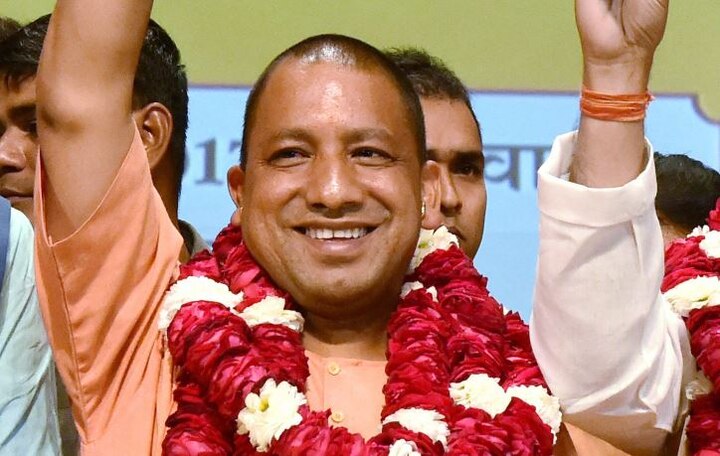 rajya sabha election 2018: yogi politics in UP जिसने मठ का किला ध्वस्त किया उसकी 'सियासी कमर' योगी ने तोड़ दी
