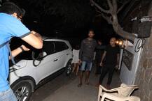 एली अवराम को पैंपर करने सैलून लेकर पहुंचे क्रिकेटर हार्दिक पांड्या, देखें तस्वीरें