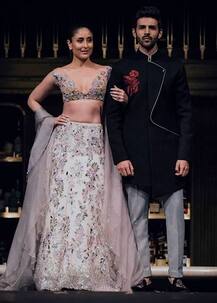 लहंगे में हॉट अवतार में नजर आईं करीना कपूर