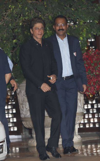 अंबानी परिवार में शनिवार से जश्न का सिलसिला शुरू हुआ है. (तस्वीर: मानव मंगलानी)