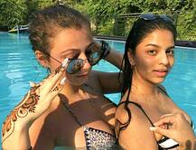 गर्मी से बचने के लिए स्विमिंग पूल का सहारा ले रही हैं शाहरूख की बेटी सुहाना, देखें तस्वीरें