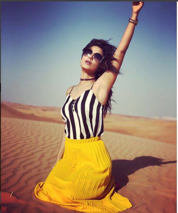 (Photo: @realhinakhan)