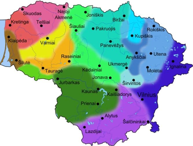 अचरज की बात ये है कि पाकिस्तान के पंजाब प्रांत में बोली जाने वाली भाषा लहंदा को 10वां स्थान हासिल हुआ है. आपको बता दें कि इसे 119 मिलियन लोगों ने अपनी पहली भाषा के तौर पर अपनाया है.