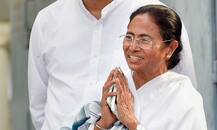 कर्नाटक में बीजेपी सरकार गिरने से खुश ममता बनर्जी, कहा-लोकतंत्र, क्षेत्रीय मोर्चे की जीत हुई