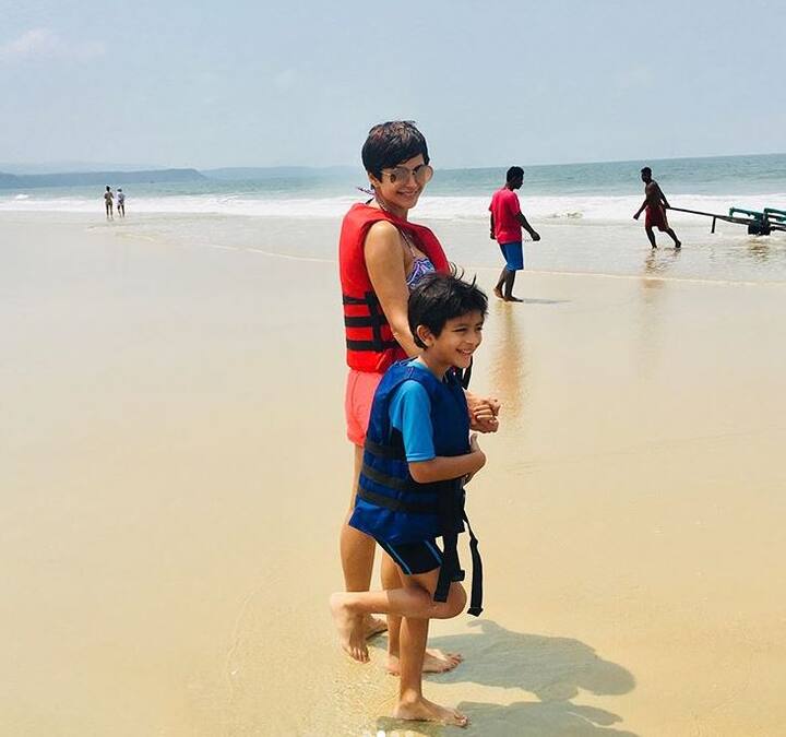 उनके इस ट्रिप में उनके साथ उनके बेटा भी उनके साथ था. मंदिरा आए दिन लगातार हॉलीडे की तस्वीरें सोशल मीडिया पर पोस्ट कर रही हैं.