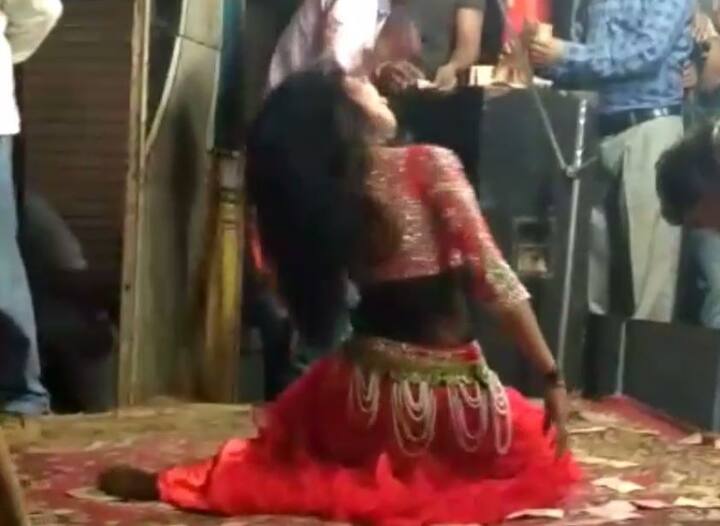 देखना ये होगा कि पुलिस और प्रशासन इस मामले में कब तक और क्या कार्रवाई करते हैं.