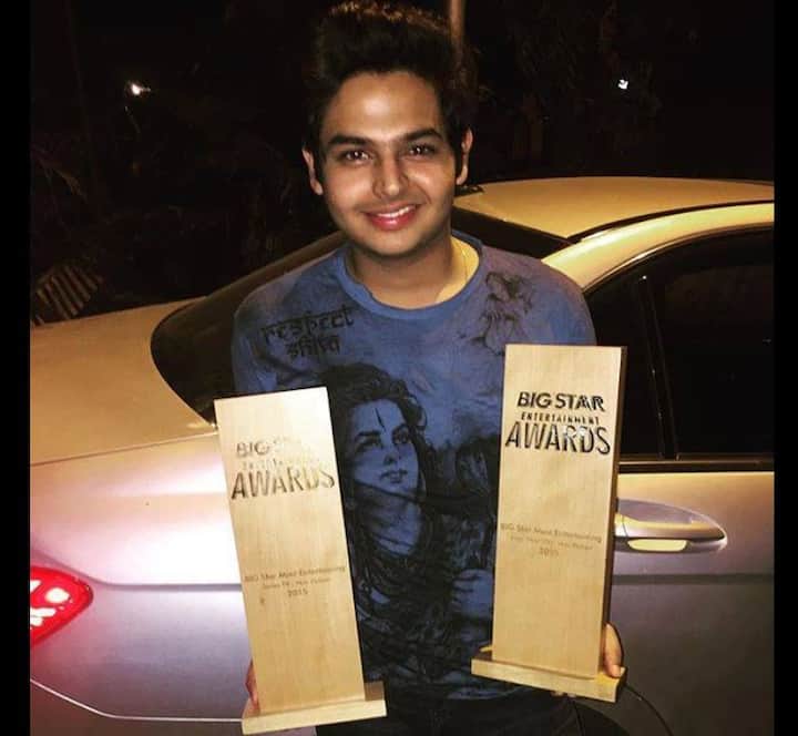 बताया जा रहा है कि इस बाबत जब उनके परिवार से संपर्क किया गया तो उनकी मां अल्का सागर से बात की गई तो उन्होंने बताया कि सिद्धार्थ की हालत ठीक नहीं है और डॉक्टर्स ने उन्हें आराम की सलाह दी है.