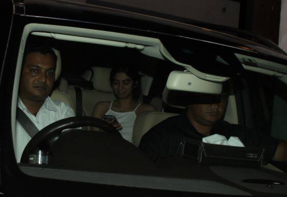 श्रीदेवी जाह्नवी को बॉलीवुड डेब्यू के लिए तैयार कर रही थीं. (तस्वीर: मानव मंगलानी)