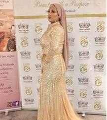 मिस इंग्लैंड कॉन्टेस्ट में पहली बार हिजाब पहन किसी कंटेस्टेंट ने लिया हिस्सा