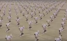 1300 से ज्यादा रोबोट ने एक साथ डांस करके बनाया गिनीज वर्ल्ड रिकॉर्ड