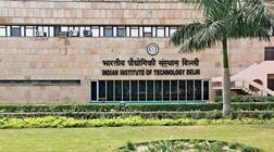 IIT दिल्ली प्लेसमेंट: पहले फेस में छात्रों की बल्ले-बल्ले, 782 स्टूडेंट्स को मिली नौकरी