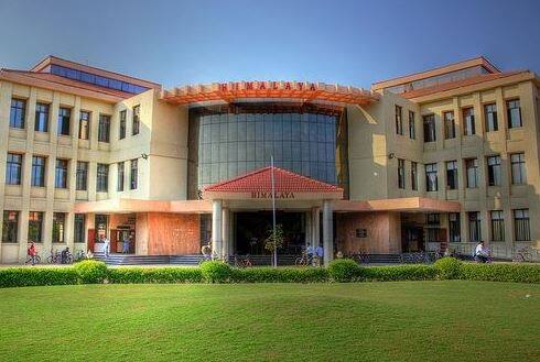 IIT मद्रास ने इस साल भी NIRF की रैंकिंग में दूसरा स्थान हासिल किया है.