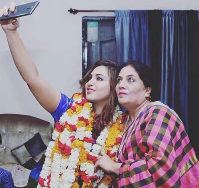  आर्शी इससे पहले 'इश्क में मरजावां' जैसे धारावाहिक में नजर आ चुकी हैं.