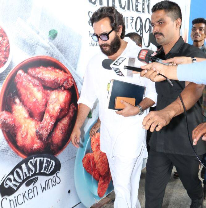 जबकि इस केस में अन्य सभी पांचों आरोपियों को कोर्ट ने बरी कर दिया है. जिनमें सोनाली बेंद्रे, नीलम, सैफ अली खान और तब्बू को बरी कर दिया गया है.