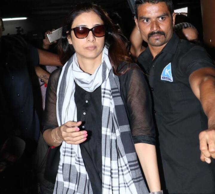 हालांकि, सैफ अली खान, सोनाली बेंद्रे, तब्बू और नीलम के बुरी खबर ये है कि बिश्नोई समाज ने एलान किया है कि वो सैफ अली खान, सोनाली बेंद्रे, तब्बू और नीलम के बरी किए जाने के खिलाफ बड़ी अदालत का दरवाज़ा खटखटाएंगे. (सभी फोटो - मानव मंगलानी)