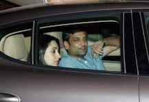 Photos: सैफ अली खान के बरी होने के बाद बहन करीना के घर ब्वॉयफ्रेंड संदीप संग पहुंचीं करिश्मा कपूर