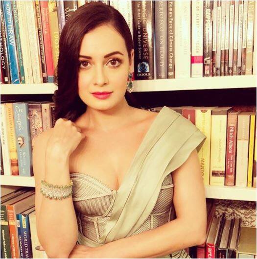 ‘रहना है तेरे दिल में’ फिल्म की अदाकारा दिया मिर्जा को पहली फिल्म का ऑफर मॉडलिंग की दुनिया में उनके दमदार प्रदर्शन को देख कर ही मिला था.