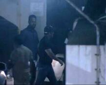 मुंबई अपने घर पहुंचे सलमान, हजारों फैंस की जुटी भीड़, देखें तस्वीरें