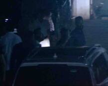 घर पहुंचते ही सलमान ने अपने ही स्टाइल में फैंस का किया शुक्रिया, देखें तस्वीरें