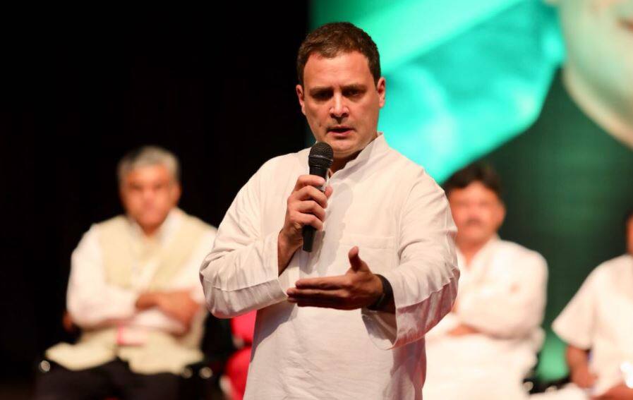 rahul gandhi will have fast in solidarity with dalit protest दलित अत्याचार के खिलाफ राहुल कल राजघाट पर करेंगे उपवास, और देशभर में कांग्रेस नेता