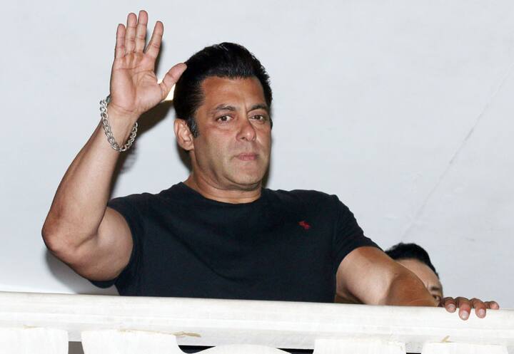 सलमान से पहले उनकी बहन अर्पिता खान शर्मा ने भी एक भावुक नोट लिखा था. उन्होंने कहा, 