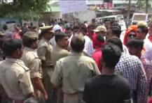 इलाहाबाद: महिलाओं ने लिया रिहाइशी इलाके में खुली शराब की दुकान बंद कराने का जिम्मा