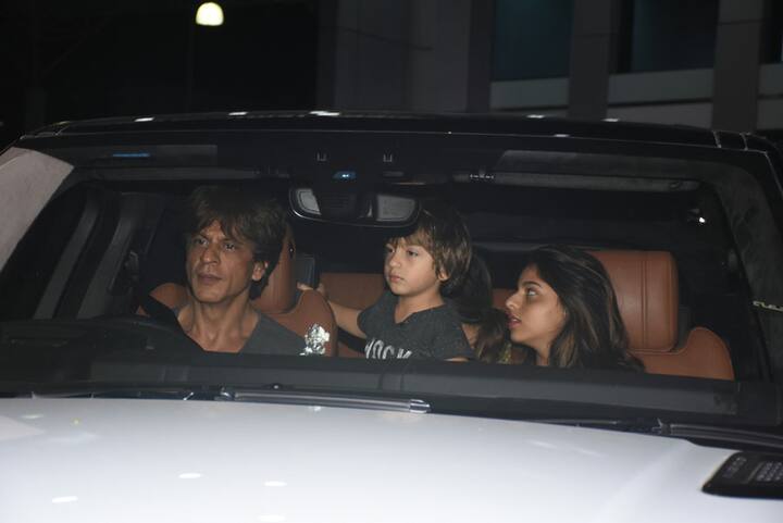 शाहरूख कोलकाता नाइट राइडर्स के को-ओनर हैं और इस टीम के मैच के दौरान वो जरूर देखने पहुंचते हैं. (Photo: Manav Mangalani)