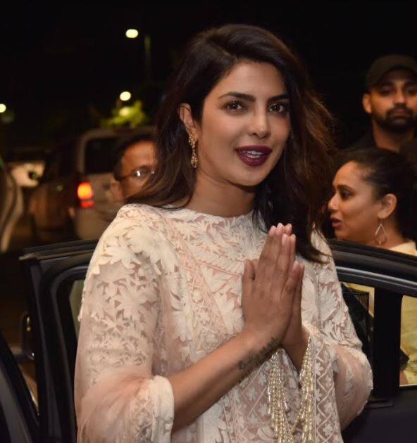 फिलहाल प्रियंका चोपड़ा 'बेवॉच' और 'क्वाटिको' के बाद इन दिनों अपनी बॉलीवुड फिल्म 'ए किड लाइक जैक' की शूटिंग भी कर रही हैं. (तस्वीर: मानव मंगलानी)