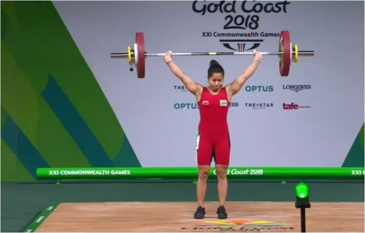 वेटलिफ्टिंग में मीराबाई चानू के बाद नई कैटेगरी में उतरी संजीता चानू ने भारत को दूसरा गोल्ड मेडल दिलाया.
