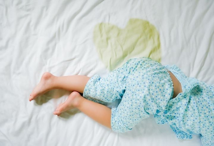 solution for Bed wetting problem बच्चा करता है बिस्तर में पेशाब, अपनाएं ये उपाय