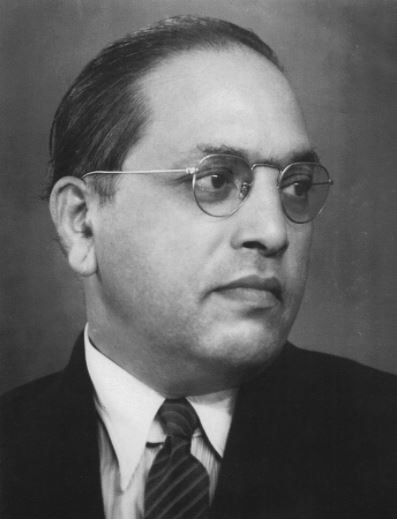 Birthday Special: आखिर क्यों लगता है बाबा साहब भीमराव के नाम के पीछे 'अंबेडकर' Why 'Ambedkar' added behind the name of Baba Saheb Bhimrao? Birthday Special: आखिर क्यों लगता है बाबा साहब भीमराव के नाम के पीछे 'अंबेडकर'