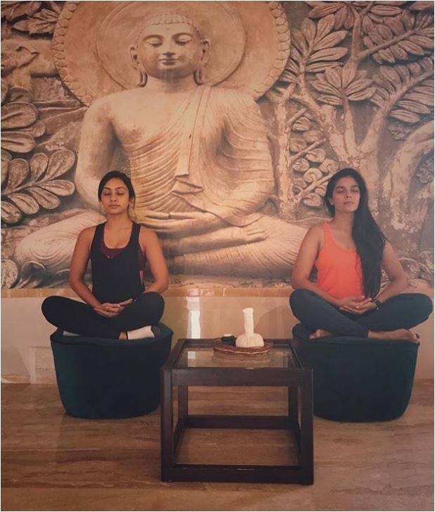राजस्थान के पुष्कर में इन दिनों टीवी सेलेब्स का जमावड़ा लगा हुआ है.