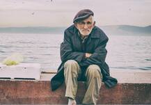 सावधान, लंबे समय तक बैठने से जा सकती है याददाश्त