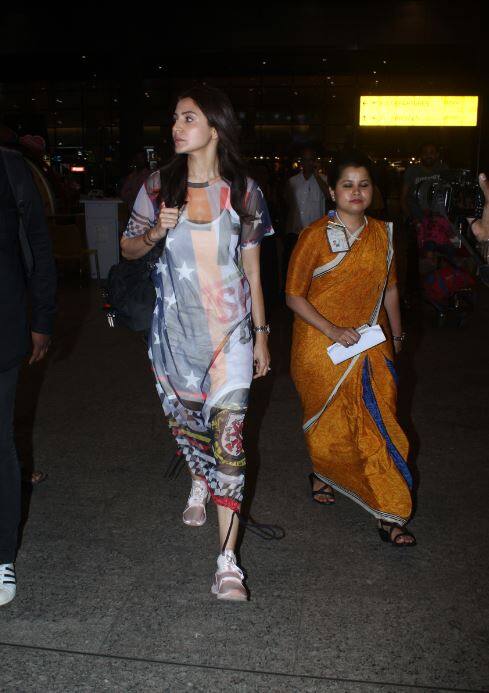 इस फिल्म में अनुष्का के साथ वरुण धवन लीड रोल में नजर आने वाले हैं. (तस्वीर: मानव मंगलानी)