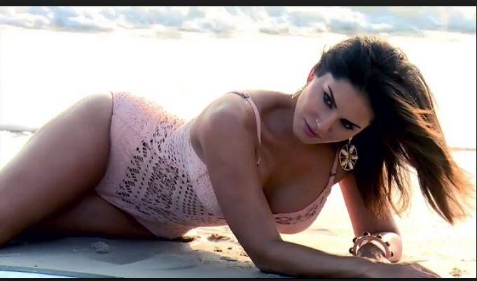 Sunny Leone Latest Hot Photo अपनी HOT तस्वीर की वजह से चर्चा में हैं सनी लियोनी, देखें