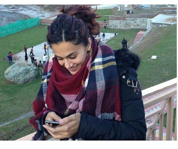 फिल्म 'मनमर्जियां' में तापसी के साथ अभिषेक बच्चन ने भी कश्मीर में शूटिंग की.