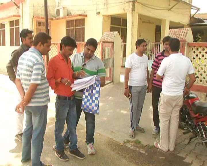 अखिलेश राज में यूपी-पीएससी में हुई भर्तियों की जांच में सीबीआई कसती जा रही है शिकंजा, अफसरों से सात-सात घंटे हो रही है पूछताछ