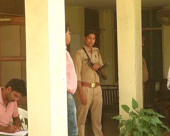 अखिलेश राज में यूपी-पीएससी में हुई भर्तियों की जांच में सीबीआई कसती जा रही है शिकंजा, अफसरों से सात-सात घंटे हो रही है पूछताछ