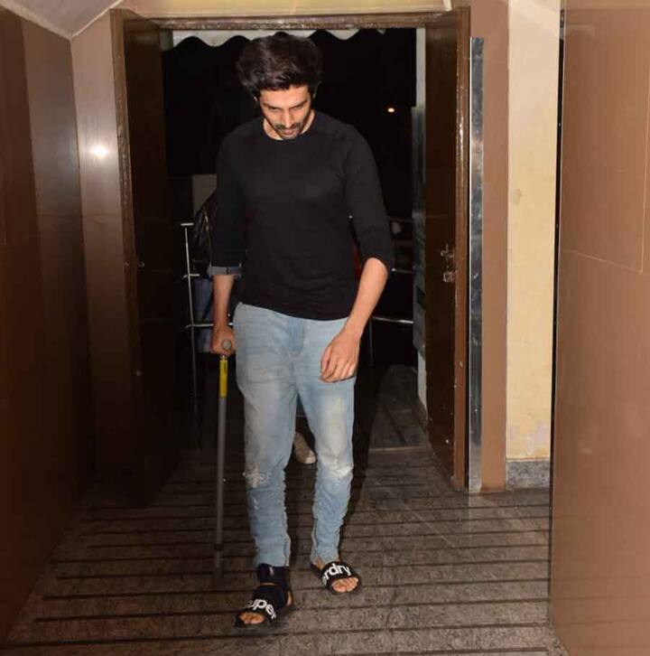 इस अभिनेता की फिल्म 'सोनू के टीटू की स्वीटी' ने बॉक्स ऑफिस पर धमाकेदार कमाई की और 100 क्लब में शामिल हो चुकी है.