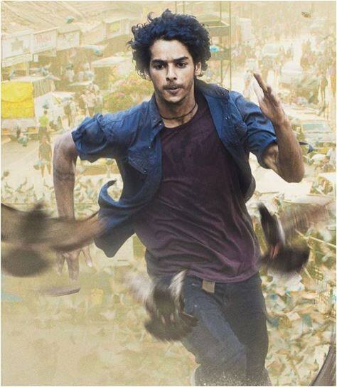 फिल्म की स्क्रीनिंग के दौरान बॉलीवुड की कई हस्तियां नजर आईं. बता दें कि इस फिल्म से ईशान खट्टर बॉलीवुड में डब्यू करने जा रहे हैं.