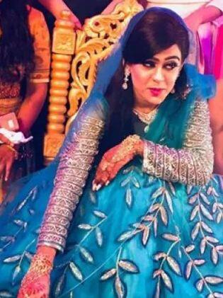 अपने पिता की अनुपस्थिति का दर्द साझा करते हुए तेजस्वी आगे लिखते हैं,