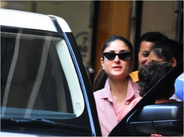 बेटे तैमूर के साथ करीना कपूर बहन करिशमा कपूर के घर के बाहर कैमरे में उस वक्त कैद हो गई जब वे बहन के घर से निकल रहीं थी.